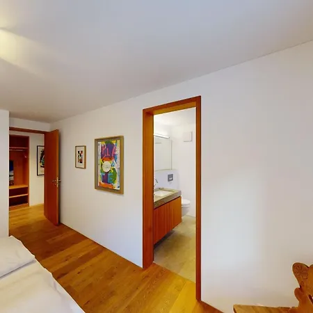 Schweizerhaus Апартаменты Малоя