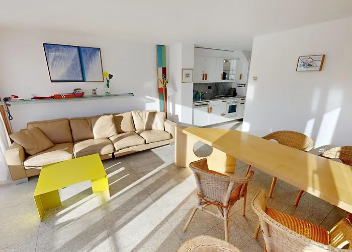 Schweizerhaus * Maloja