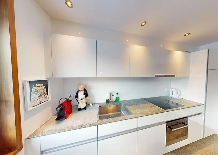 Schweizerhaus Apartamento *