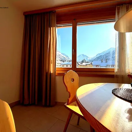 Schweizerhaus Apartment *